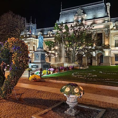 Amada City Center Iasi Luaran gambar